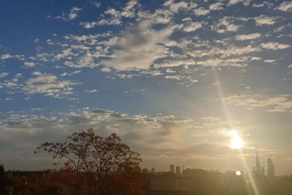 8 Min Walk To The Beach & 10 Min Walk To Convention Centre ! Barcelona